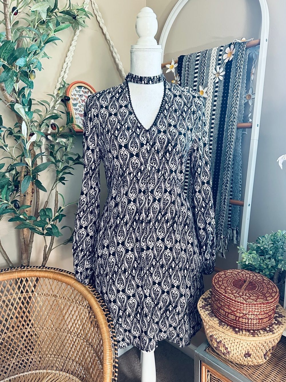 Altar’d State Paisley Choker Mini Dress Black Cream Boho Long Sleeve Medium